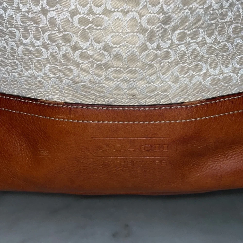 Coach Signature Canvas & Leather Hobo Shoulder Tote Bag_5